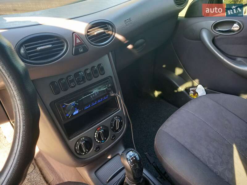 Хетчбек Mercedes-Benz A-Class 2003 в Кілії