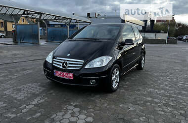 Купе Mercedes-Benz A-Class 2008 в Луцке