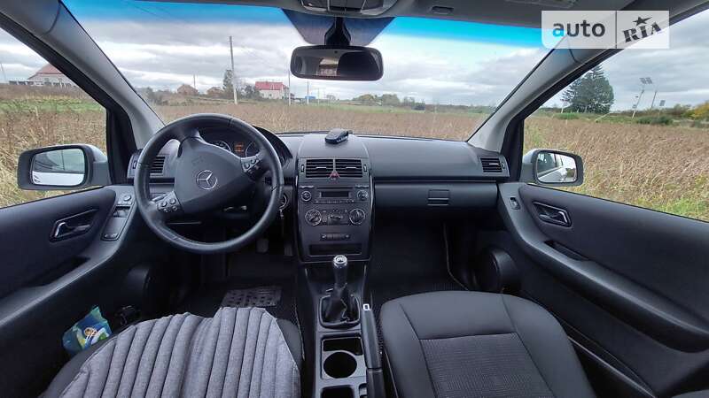 Хетчбек Mercedes-Benz A-Class 2010 в Нововолинську