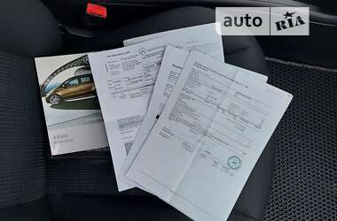 Хэтчбек Mercedes-Benz A-Class 2010 в 