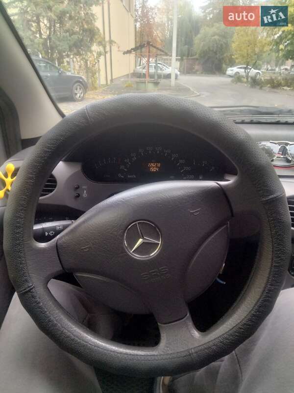 Хэтчбек Mercedes-Benz A-Class 2000 в Виннице