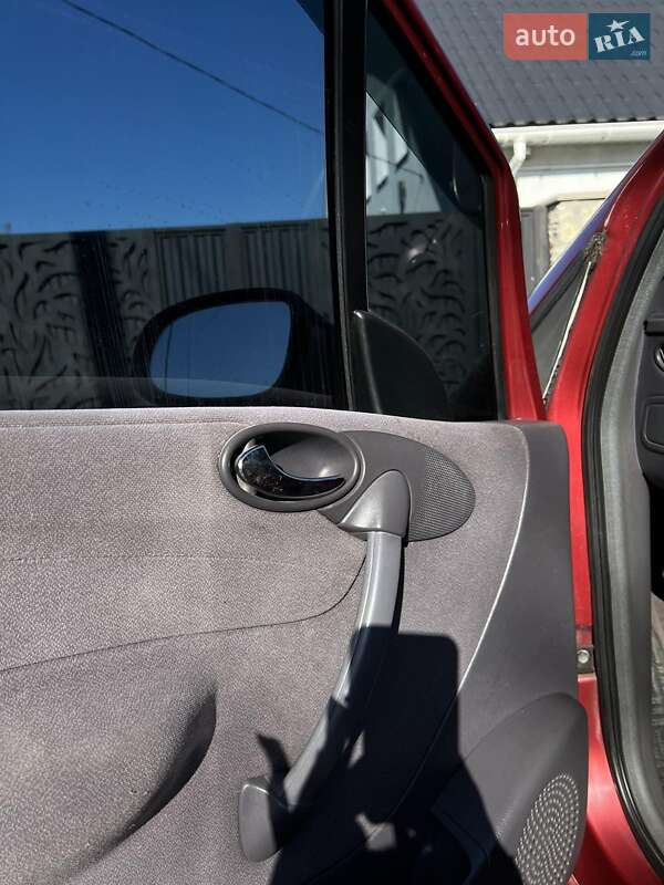 Хэтчбек Mercedes-Benz A-Class 1999 в Хмельницком фото 8 Хэтчбек Mercedes-Benz A-Class 1999 в Хмельницком