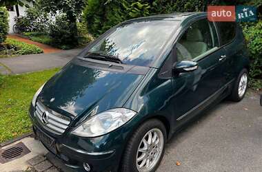 Хэтчбек Mercedes-Benz A-Class 2006 в 