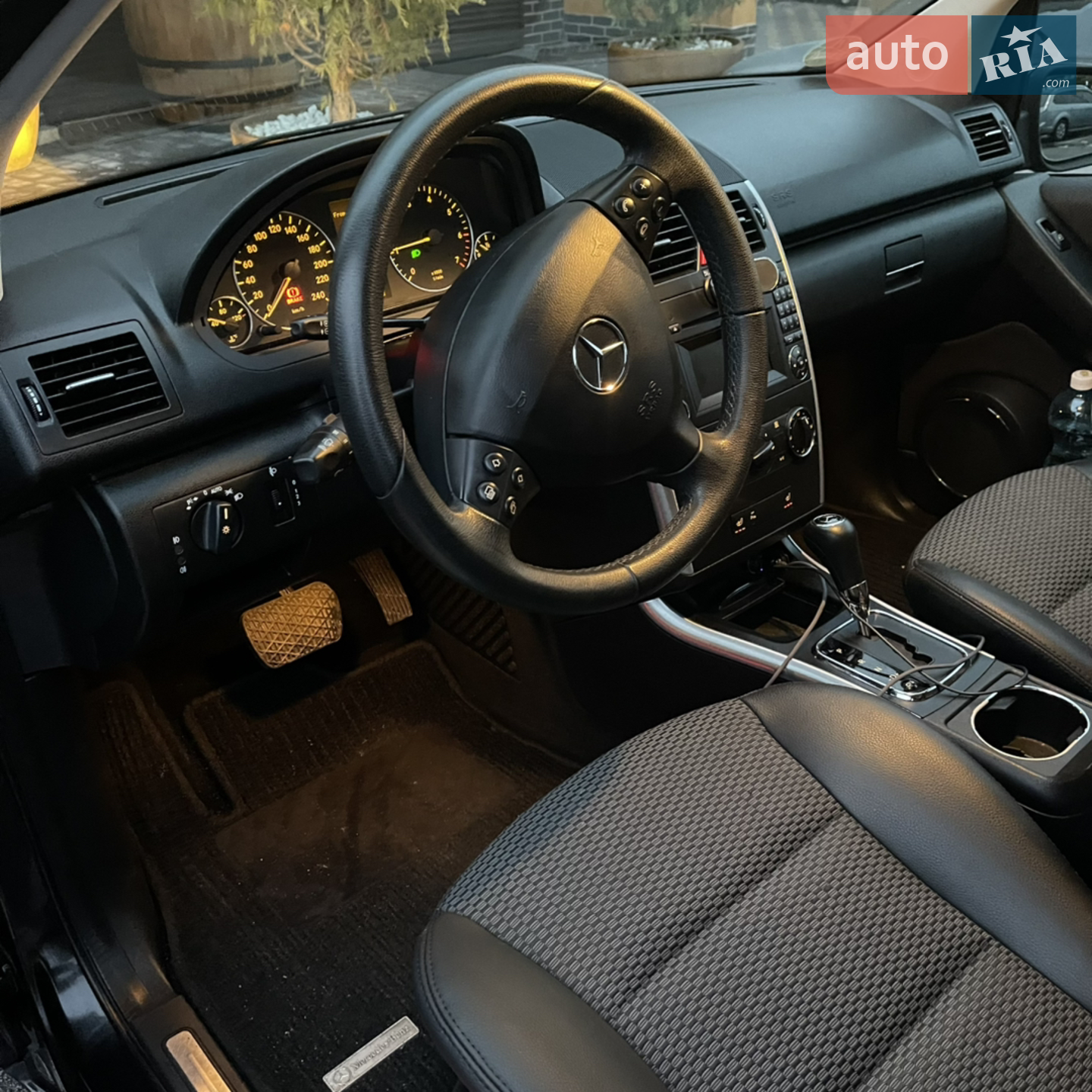 Mercedes-Benz A-Class 2009 VIN WDD1690321J803475 фото оголошення 3 з 23