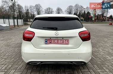 Хэтчбек Mercedes-Benz A-Class 2017 в 