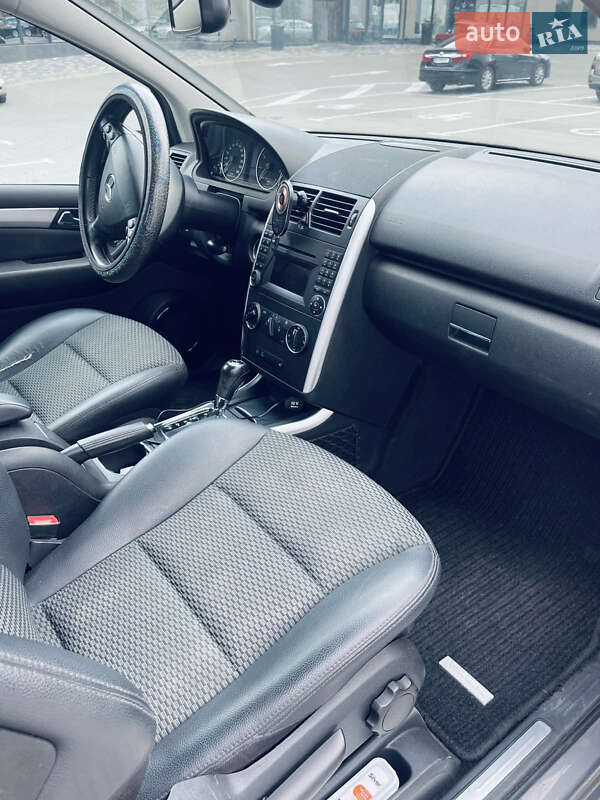 Хэтчбек Mercedes-Benz A-Class 2009 в Тернополе фото 5 Хэтчбек Mercedes-Benz A-Class 2009 в Тернополе