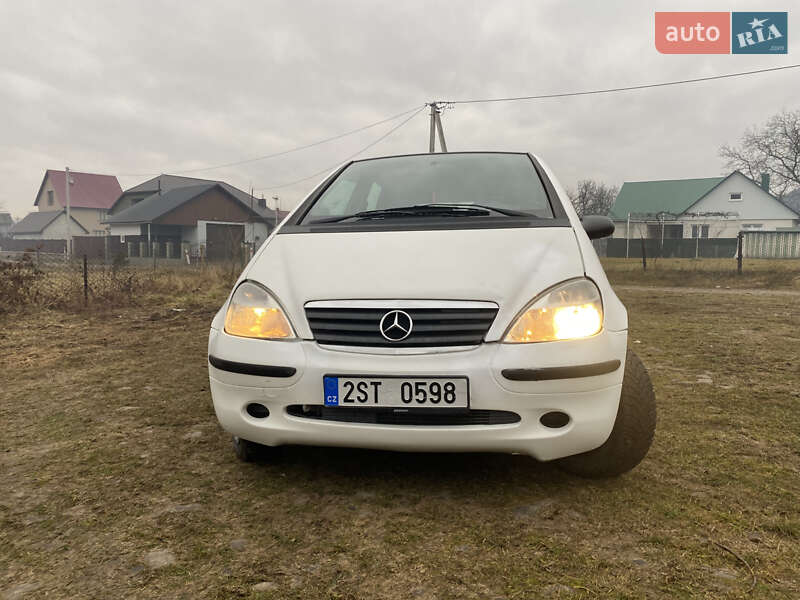 Хэтчбек Mercedes-Benz A-Class 2000 в 