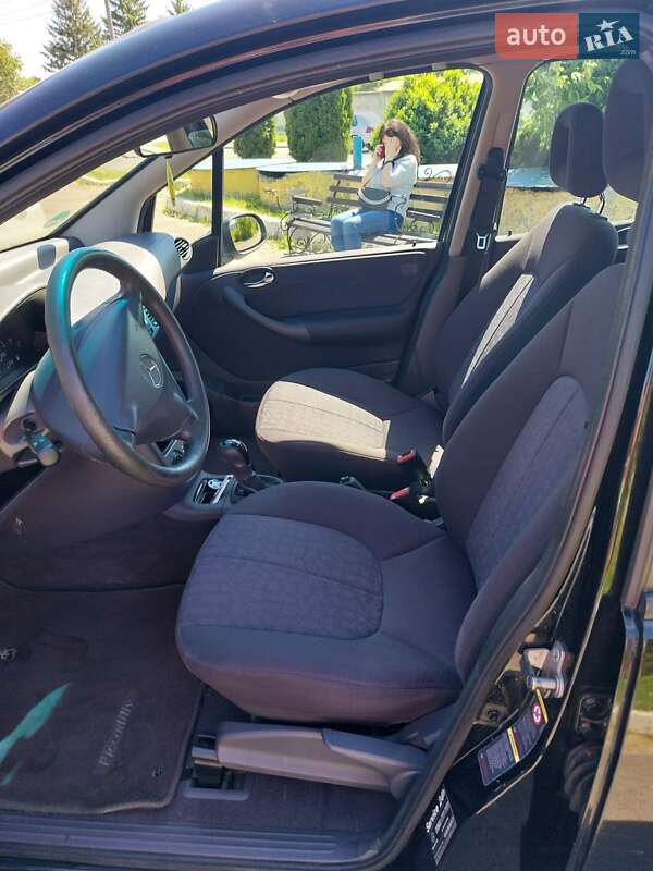 Хэтчбек Mercedes-Benz A-Class 2003 в Луцке фото 13 Хэтчбек Mercedes-Benz A-Class 2003 в Луцке