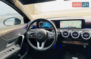 Хэтчбек Mercedes-Benz A-Class 2019 в Лохвице