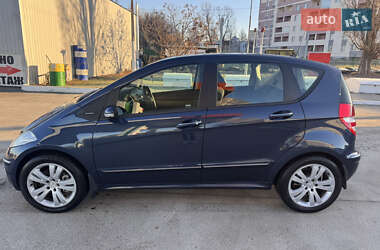 Хэтчбек Mercedes-Benz A-Class 2005 в 