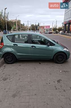 Хэтчбек Mercedes-Benz A-Class 2004 в 