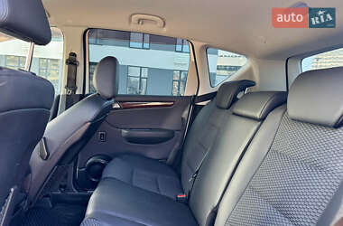 Хэтчбек Mercedes-Benz A-Class 2010 в 