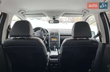 Хэтчбек Mercedes-Benz A-Class 2010 в 