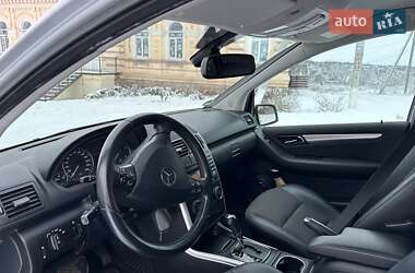Хэтчбек Mercedes-Benz A-Class 2010 в 