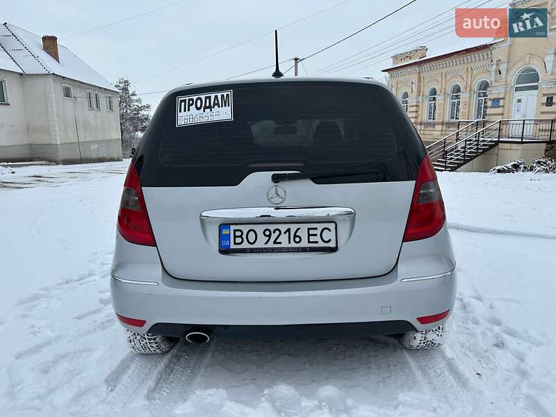 Хэтчбек Mercedes-Benz A-Class 2010 в Новоукраинке фото 7 Хэтчбек Mercedes-Benz A-Class 2010 в Новоукраинке