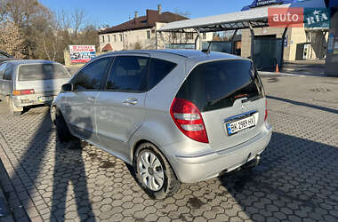 Хэтчбек Mercedes-Benz A-Class 2005 в 