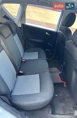 Хэтчбек Mercedes-Benz A-Class 2008 в 