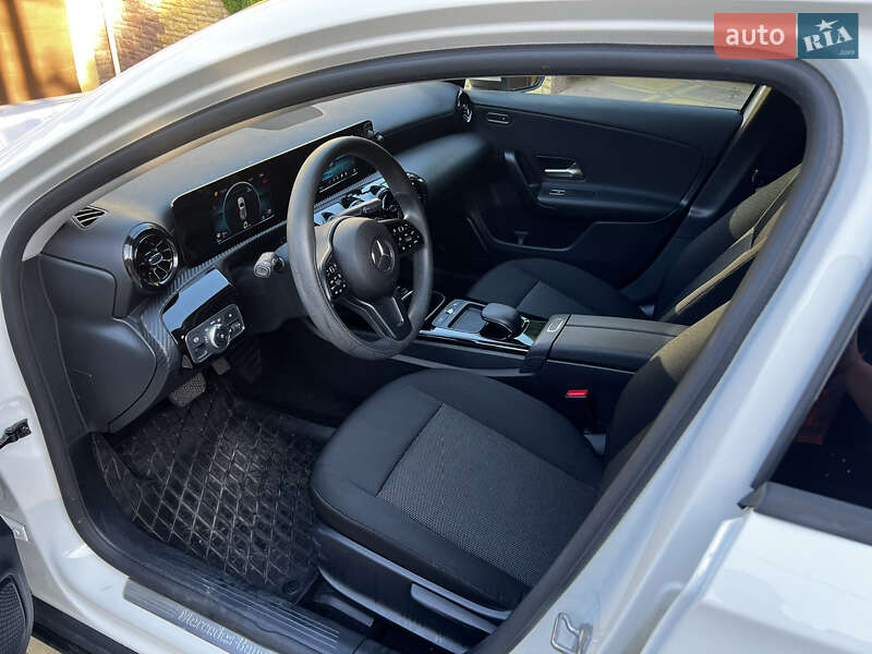 Хэтчбек Mercedes-Benz A-Class 2019 в Броварах