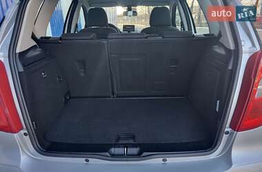 Хетчбек Mercedes-Benz A-Class 2010 в 