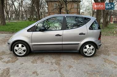 Хэтчбек Mercedes-Benz A-Class 2000 в 