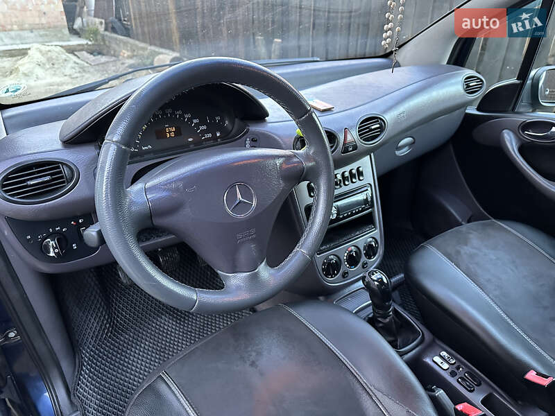 Хэтчбек Mercedes-Benz A-Class 2003 в Стрые фото 29 Хэтчбек Mercedes-Benz A-Class 2003 в Стрые
