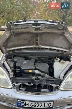 Хэтчбек Mercedes-Benz A-Class 2001 в 