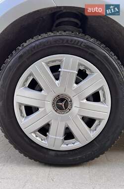 Хэтчбек Mercedes-Benz A-Class 2009 в 