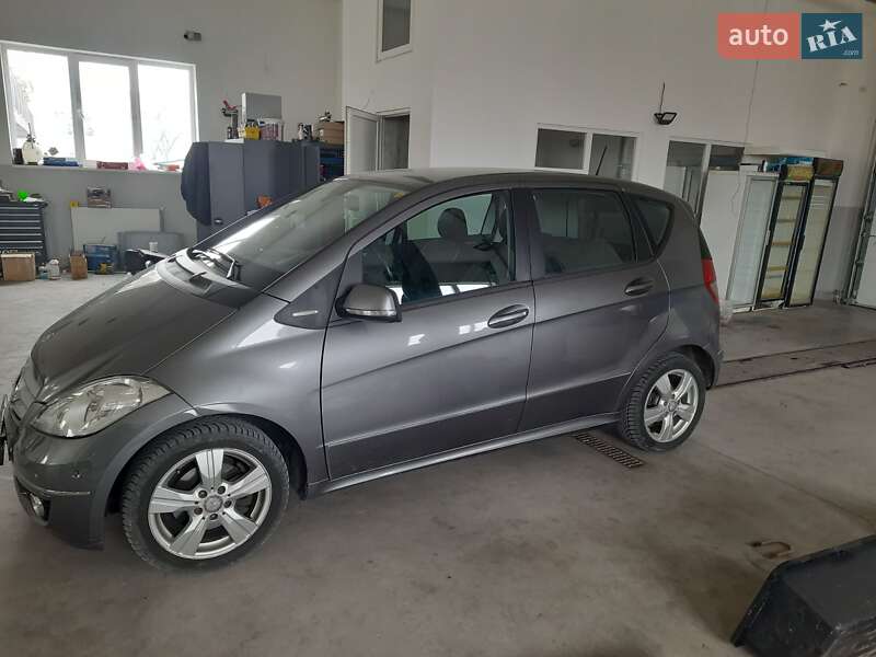Хэтчбек Mercedes-Benz A-Class 2010 в Каменец-Подольском фото 8 Хэтчбек Mercedes-Benz A-Class 2010 в Каменец-Подольском