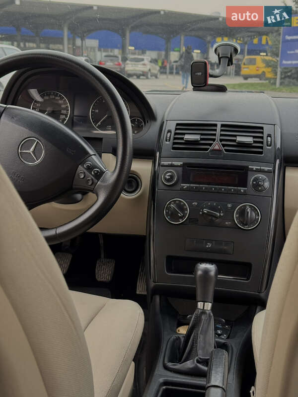 Хэтчбек Mercedes-Benz A-Class 2004 в Ивано-Франковске