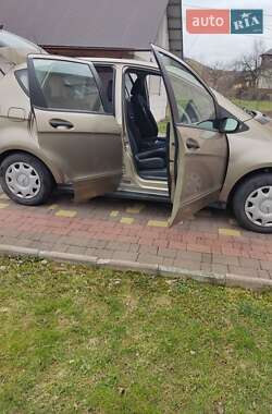 Хетчбек Mercedes-Benz A-Class 2007 в 