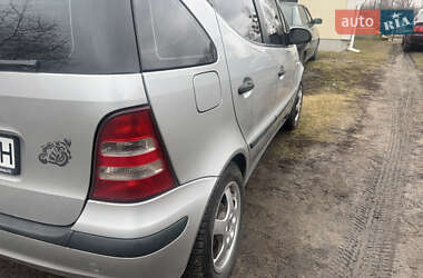 Хетчбек Mercedes-Benz A-Class 2001 в 