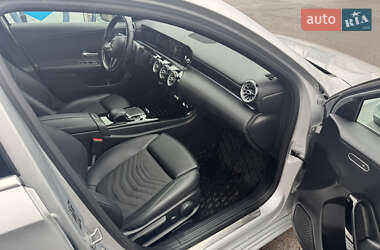 Седан Mercedes-Benz A-Class 2019 в 