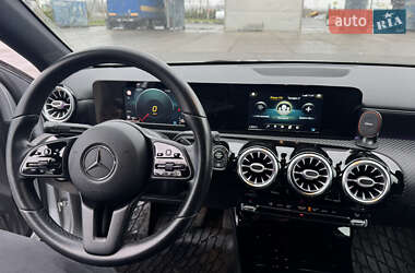 Седан Mercedes-Benz A-Class 2019 в 