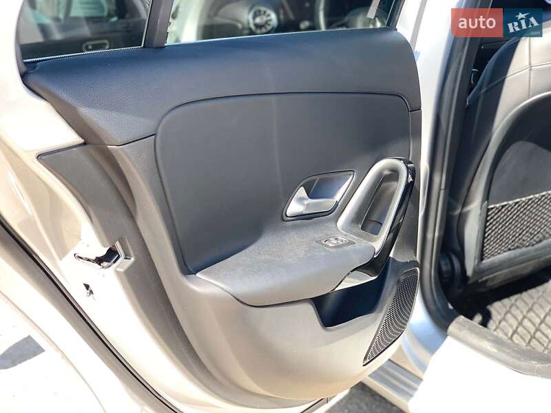 Седан Mercedes-Benz A-Class 2019 в Виннице