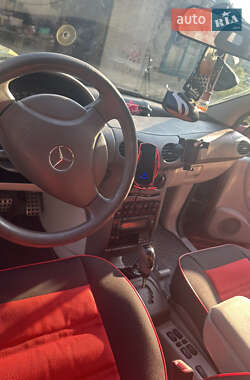 Хэтчбек Mercedes-Benz A-Class 2000 в 