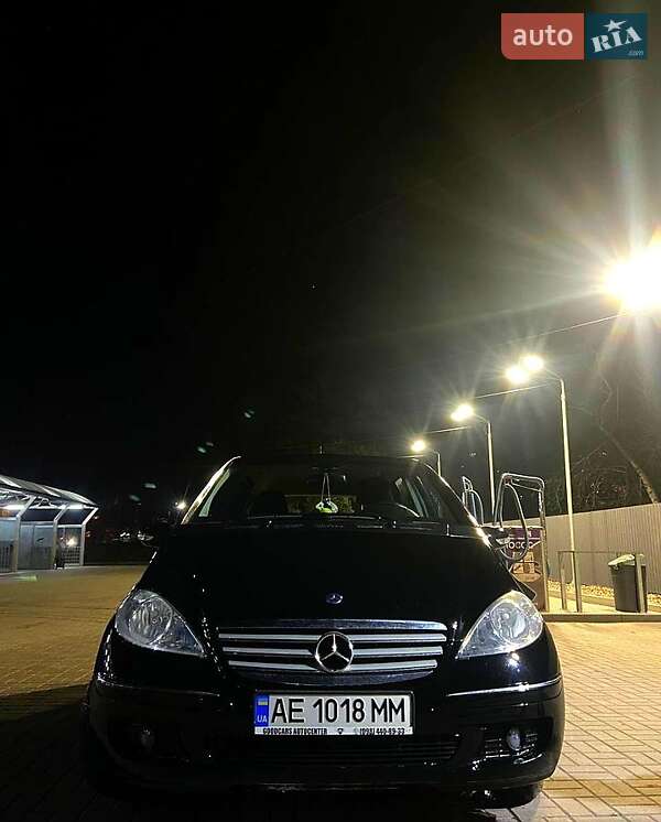 Хэтчбек Mercedes-Benz A-Class 2006 в 