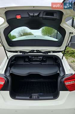 Хэтчбек Mercedes-Benz A-Class 2013 в 