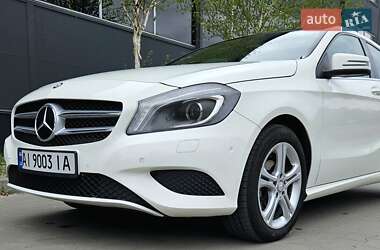 Хэтчбек Mercedes-Benz A-Class 2013 в 