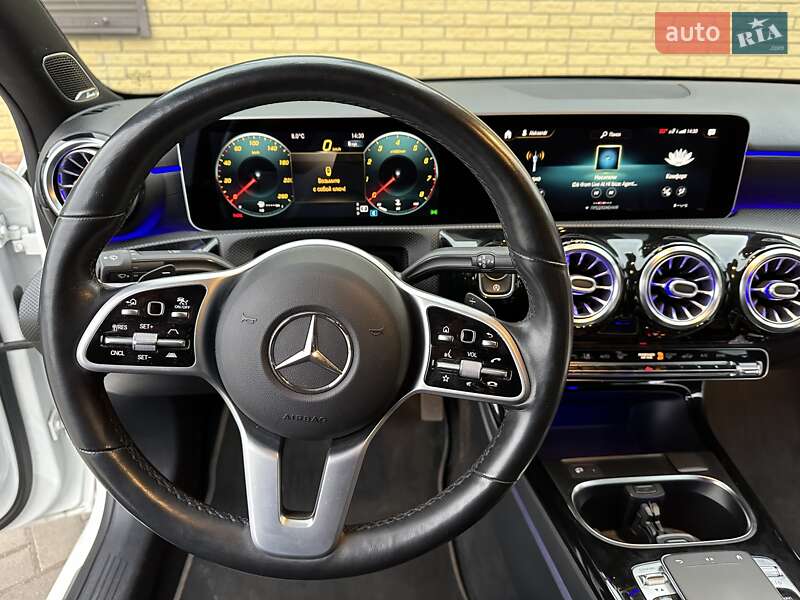 Седан Mercedes-Benz A-Class 2019 в Запорожье