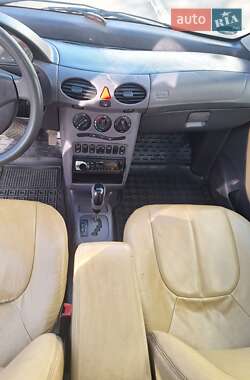 Хэтчбек Mercedes-Benz A-Class 2000 в 