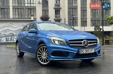 Хэтчбек Mercedes-Benz A-Class 2015 в 