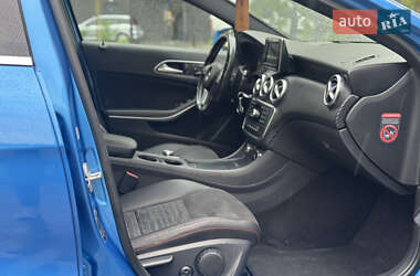 Хэтчбек Mercedes-Benz A-Class 2015 в 