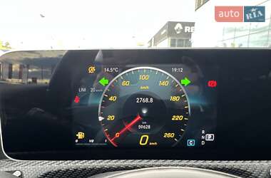 Седан Mercedes-Benz A-Class 2019 в 