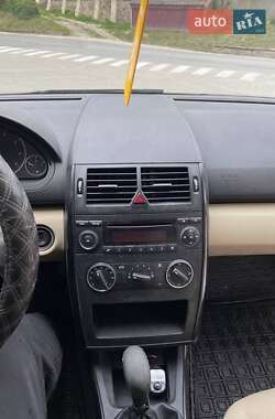 Хэтчбек Mercedes-Benz A-Class 2007 в 
