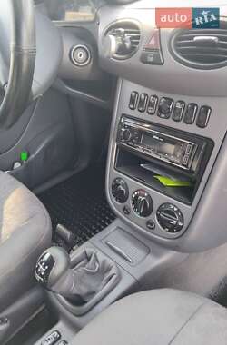 Хэтчбек Mercedes-Benz A-Class 2002 в 