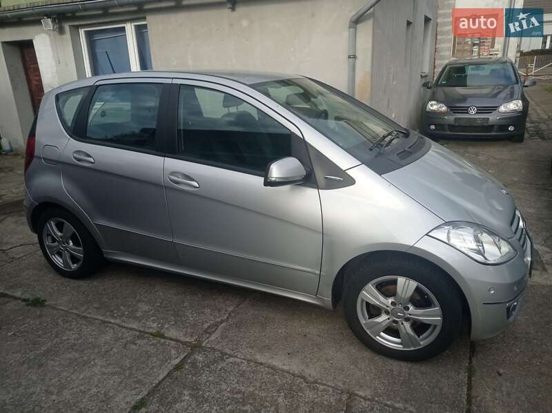 Хетчбек Mercedes-Benz A-Class 2011 в Володимирі