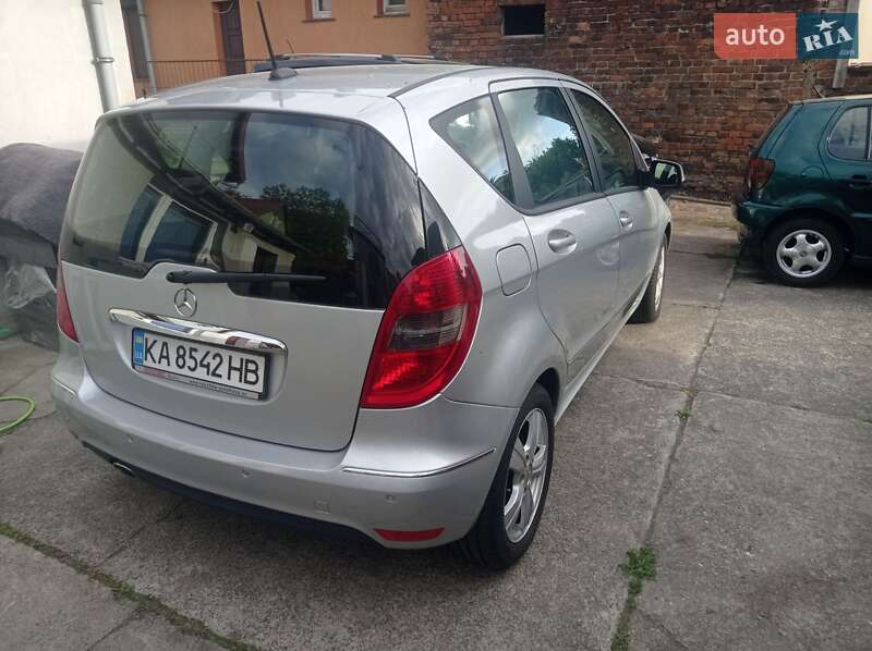 Хетчбек Mercedes-Benz A-Class 2011 в Володимирі