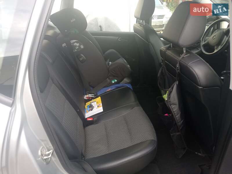 Хетчбек Mercedes-Benz A-Class 2011 в Володимирі