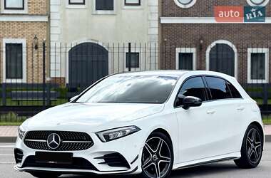 Хетчбек Mercedes-Benz A-Class 2018 в 