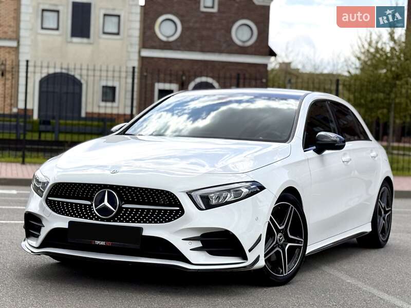 Хетчбек Mercedes-Benz A-Class 2018 в 